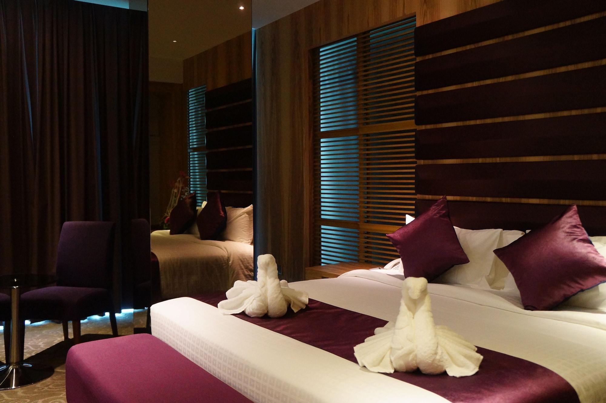 Greens Hotel & Suites Bintulu Zewnętrze zdjęcie