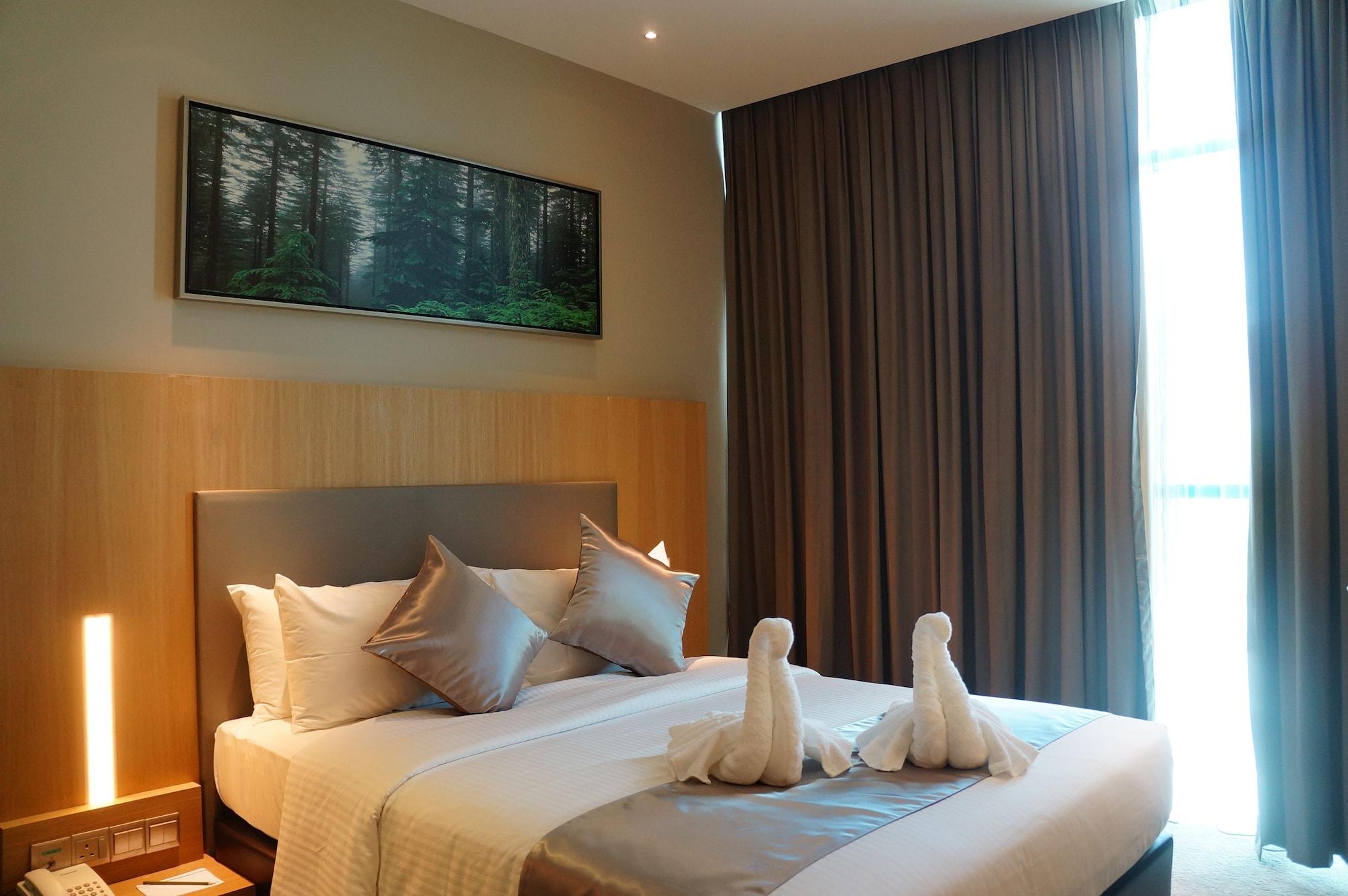 Greens Hotel & Suites Bintulu Zewnętrze zdjęcie
