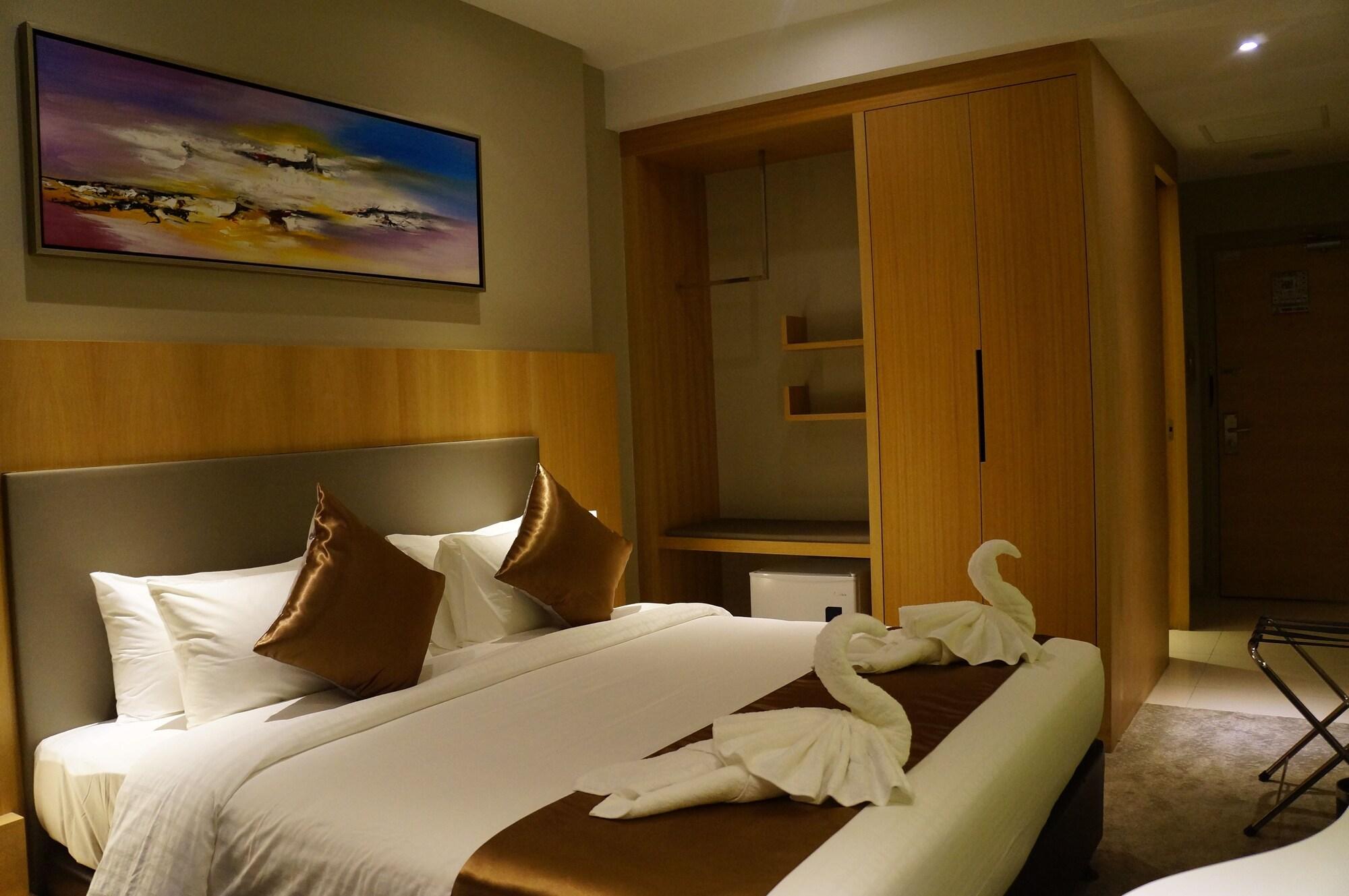 Greens Hotel & Suites Bintulu Zewnętrze zdjęcie