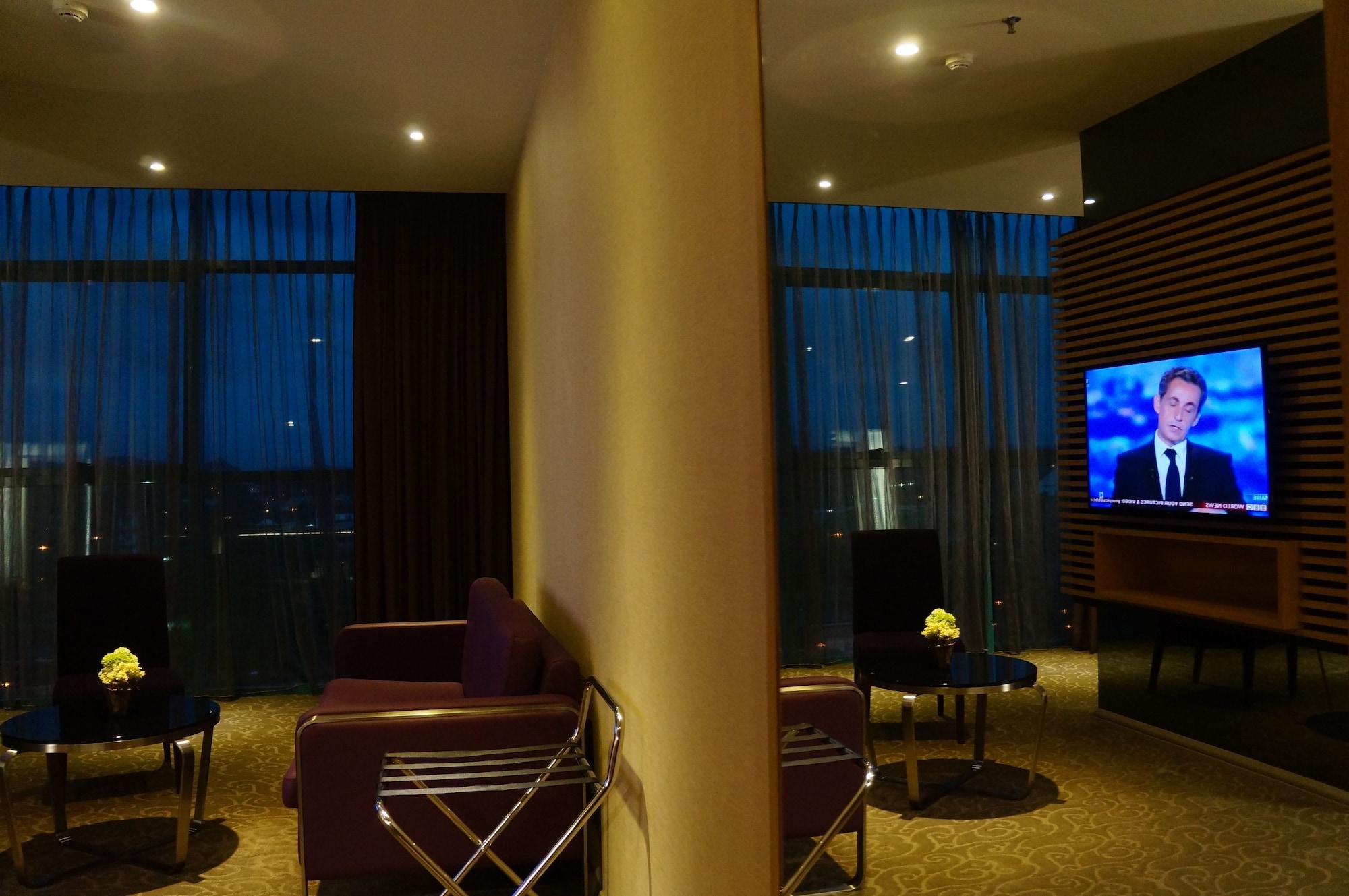 Greens Hotel & Suites Bintulu Zewnętrze zdjęcie