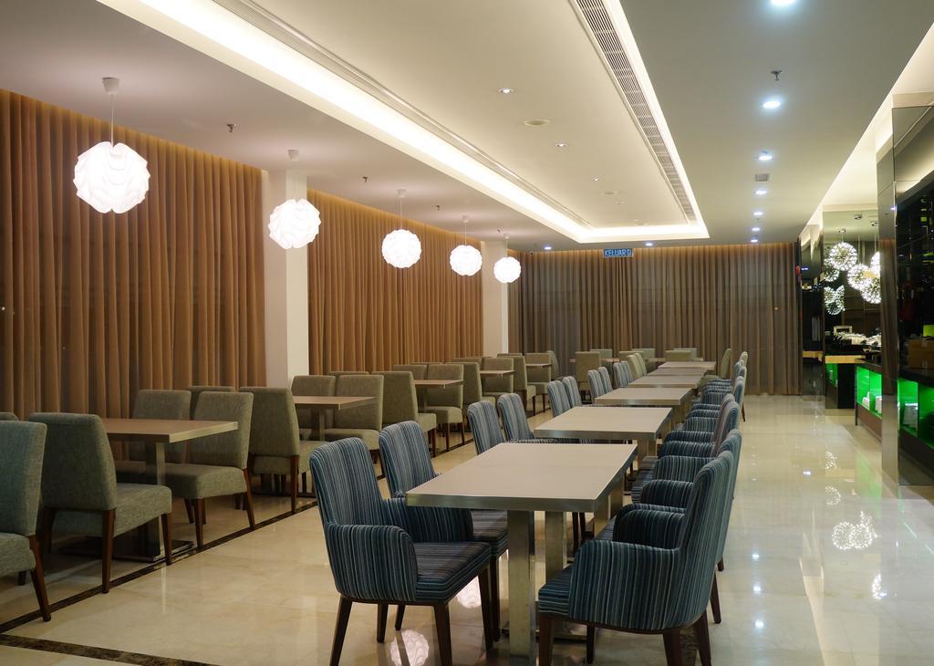 Greens Hotel & Suites Bintulu Zewnętrze zdjęcie