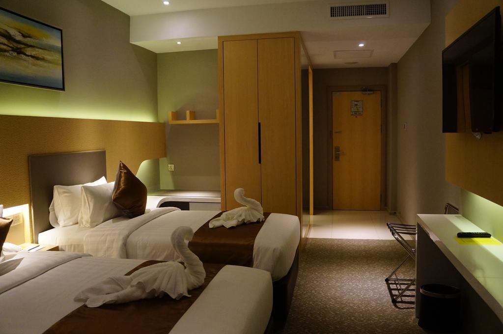 Greens Hotel & Suites Bintulu Zewnętrze zdjęcie