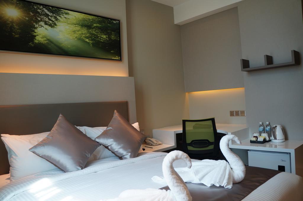 Greens Hotel & Suites Bintulu Zewnętrze zdjęcie