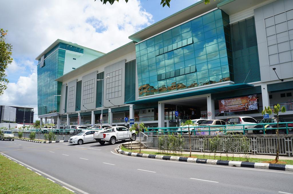 Greens Hotel & Suites Bintulu Zewnętrze zdjęcie