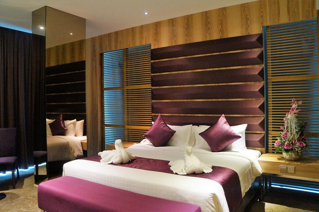 Greens Hotel & Suites Bintulu Zewnętrze zdjęcie