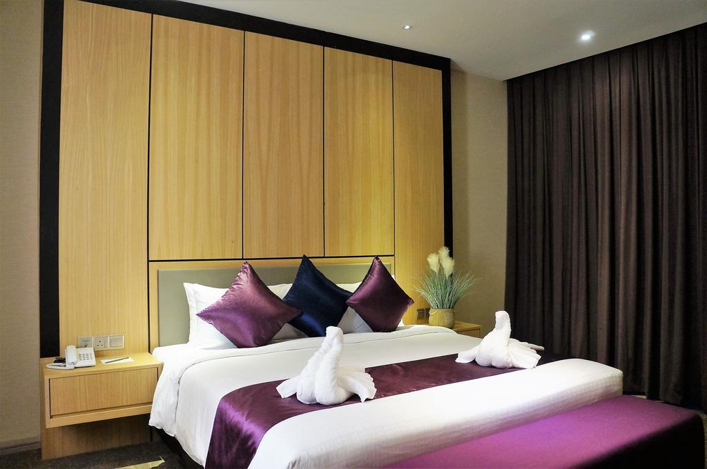 Greens Hotel & Suites Bintulu Zewnętrze zdjęcie
